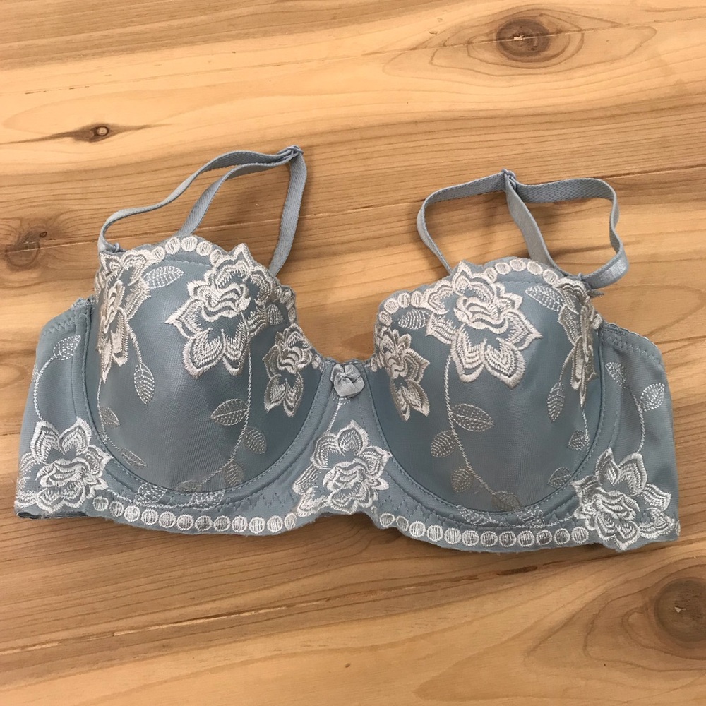 Sophie b 34b blue lace women’s lingerie bra